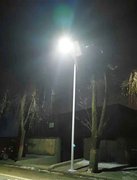 积石山县海西太阳能路灯项目